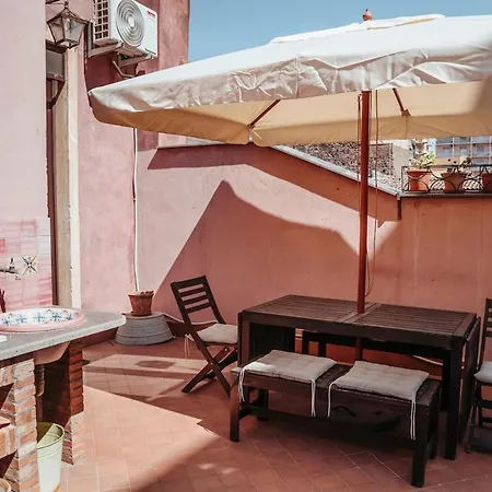 Casa Degli Iris דירה *
