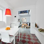 Casa Degli Iris
